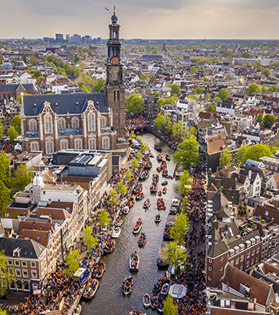 Amsterdam travel guide art design