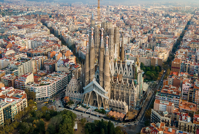 Barcelona, a cosmopolitan capital with modernist charm