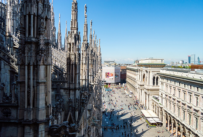 Piazza del Duomo and Galleria Vittorio Emanuele II. Photo: Envato Elements Piazza del Duomo and Galleria Vittorio Emanuele II Milan Italy