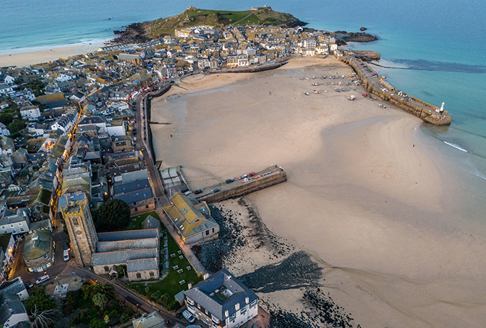 St Ives Harbour. Photo: Envato Elements St Ives Harbour UK